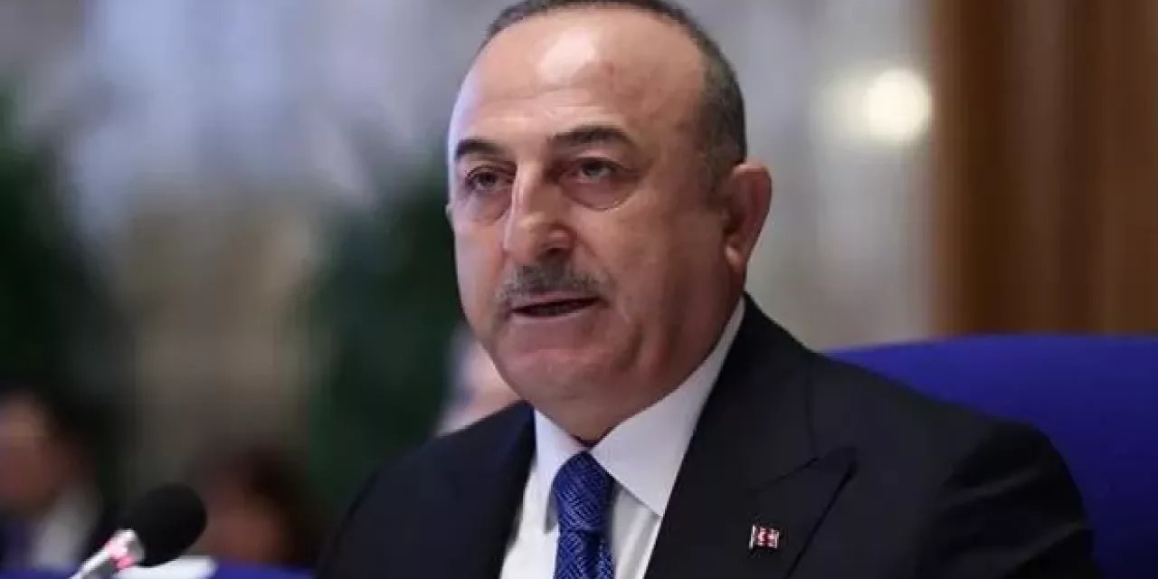 Bakan Çavuşoğlu'ndan Kur'an yakma izni veren İsveç'e sert tepki!