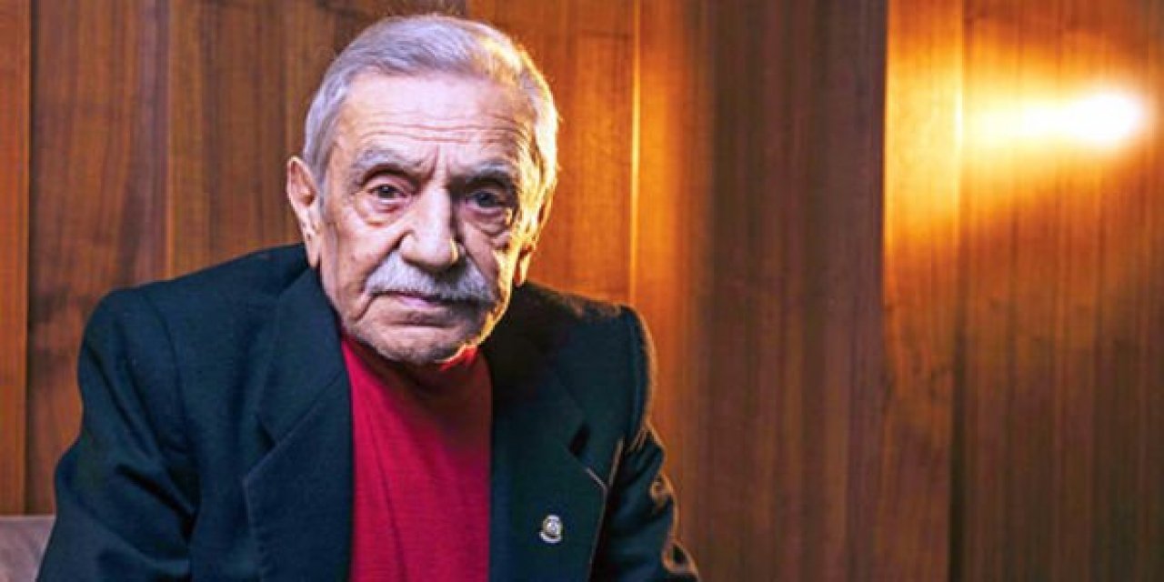 Aydemir Akbaş'tan Sevenlerini Üzecek Haber