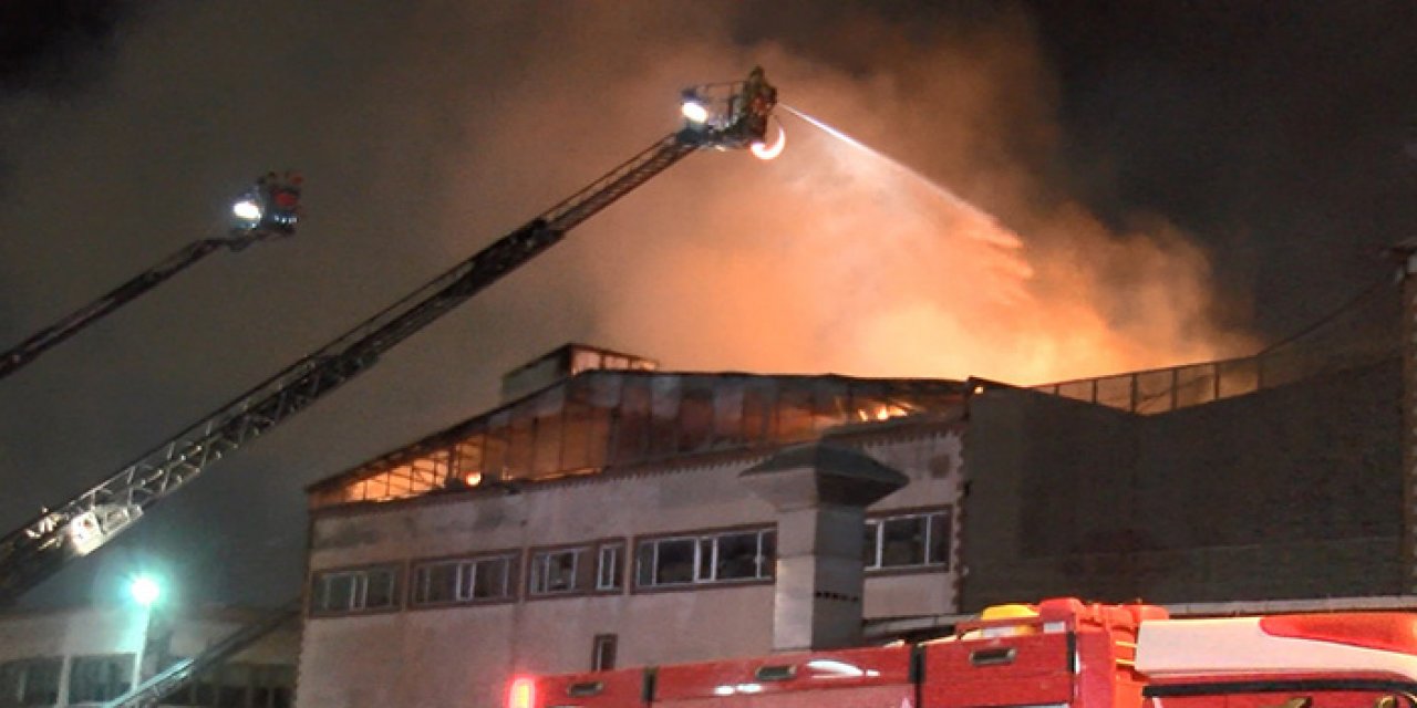 İstanbul’da cam fabrikasının deposunda yangın çıktı