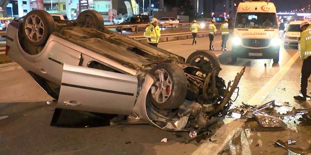 İstanbul’da otomobil takla attı: 3 yaralı