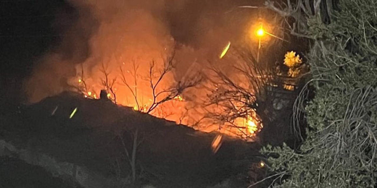 Evinde çıkan yangında 96 yaşındaki adam hayatını kaybetti