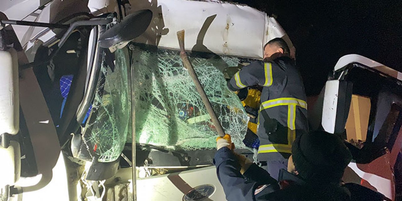 Samsun’da feci kaza: 3 araç birbirine girdi