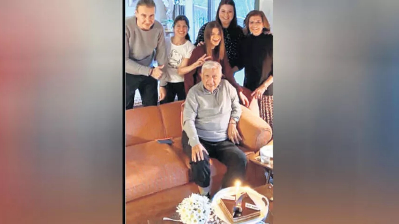 Yalçın Selgur kimdir? Yalçın Selgur kaç yaşında, nereli, mesleği ne?