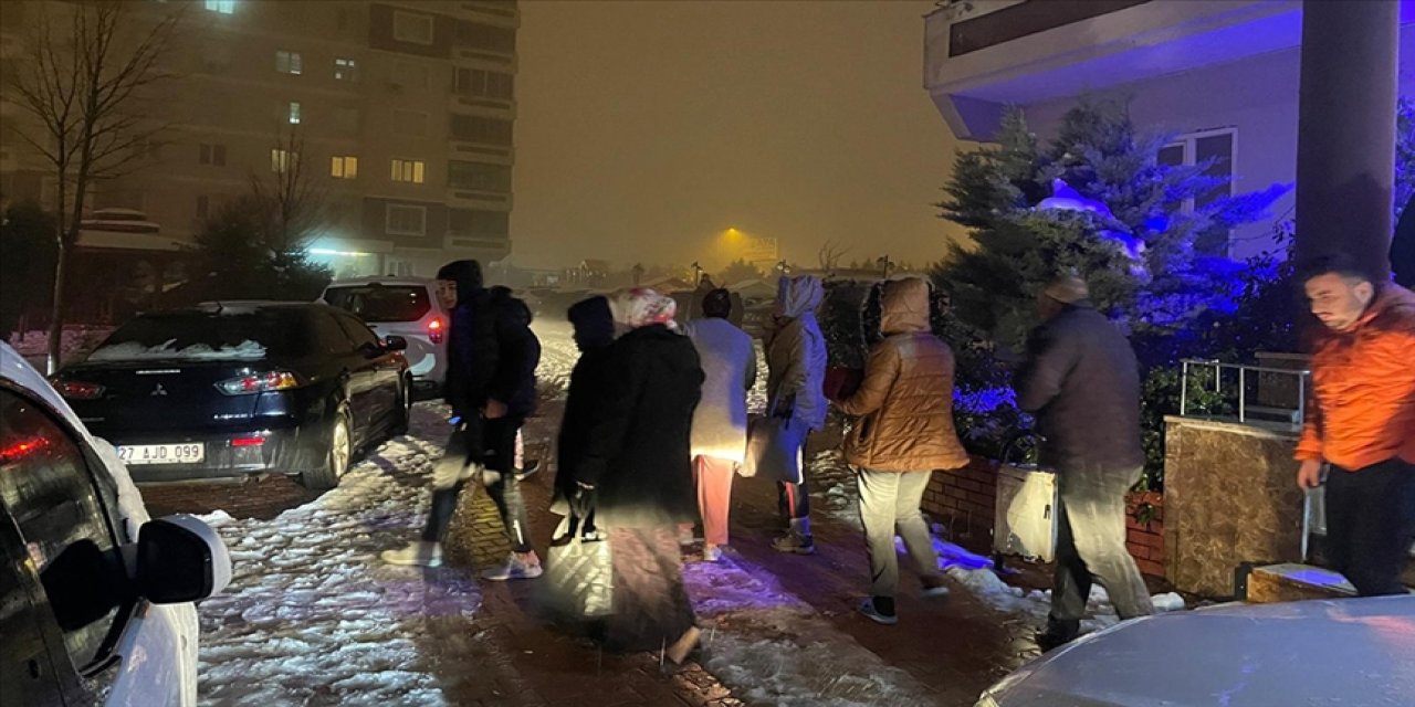 Diyarbakır deprem ile sallandı