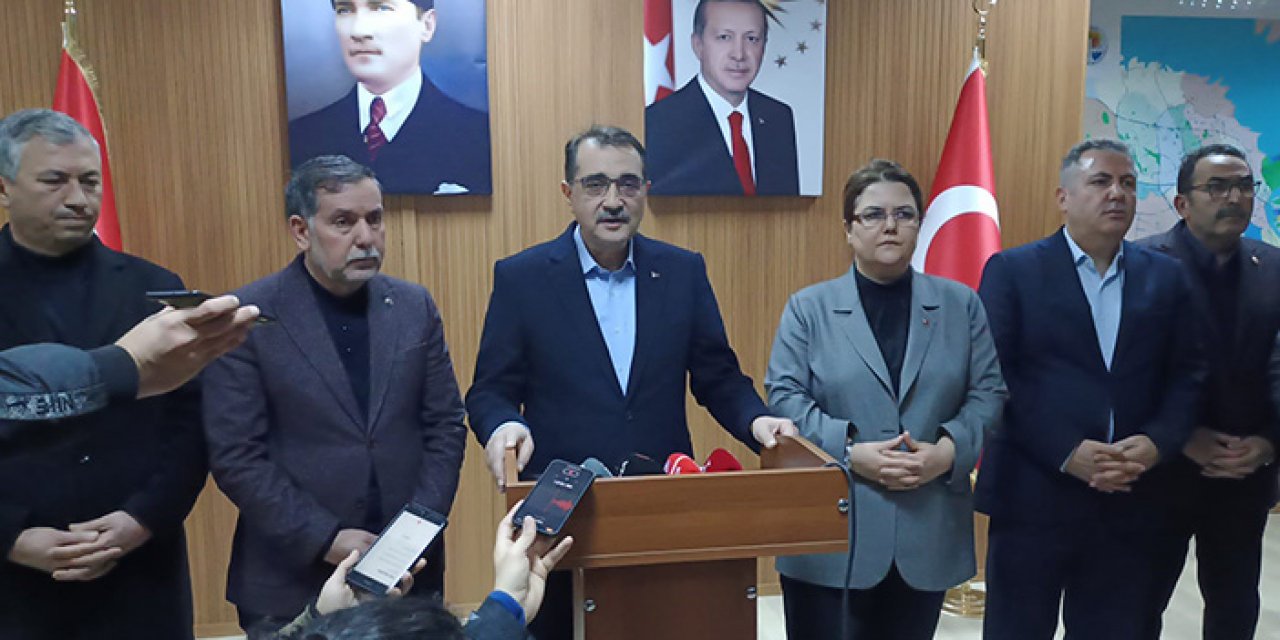 Adana'da deprem sebebiyle 36 can kaybı olduğu açıklandı