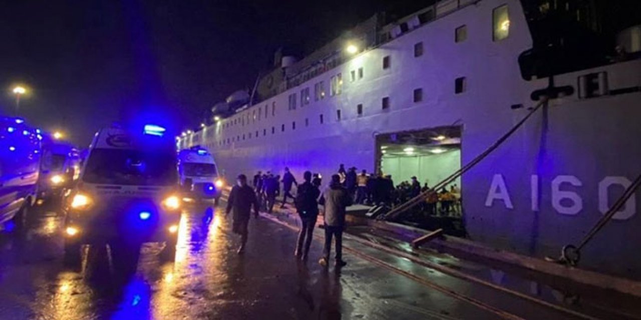 İskenderun’da 98 kişi gemiyle tahliye edildi
