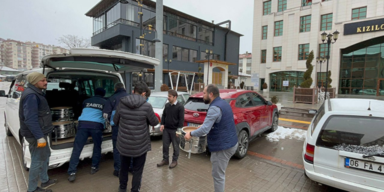 Kızılcahamam Belediyesi depremzedeler için seferber oldu