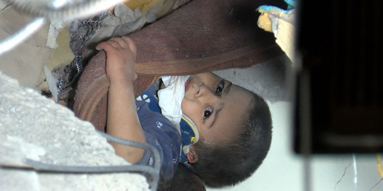 43 saat sonra enkazdan kurtarıldı