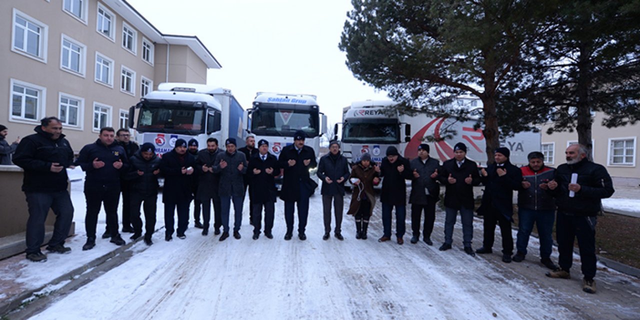 Kahramankazan Belediyesi destek TIR’ları afet bölgesine yağmur gibi yağdı