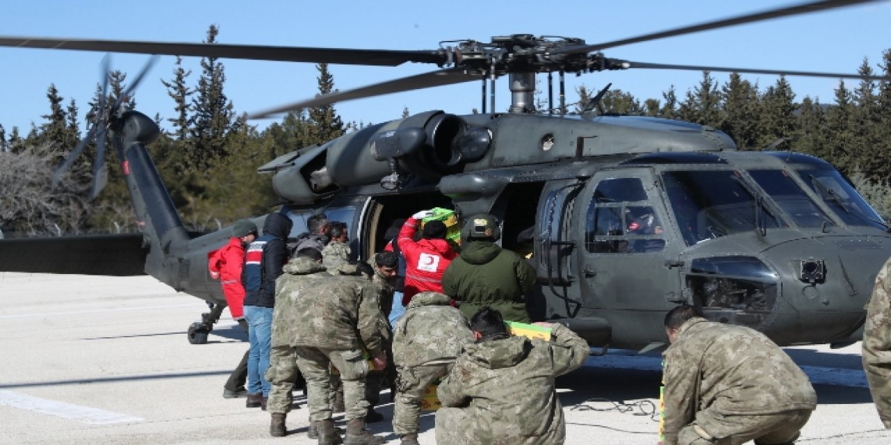 Kızılay ve TSK'dan köylere helikopterle yardım
