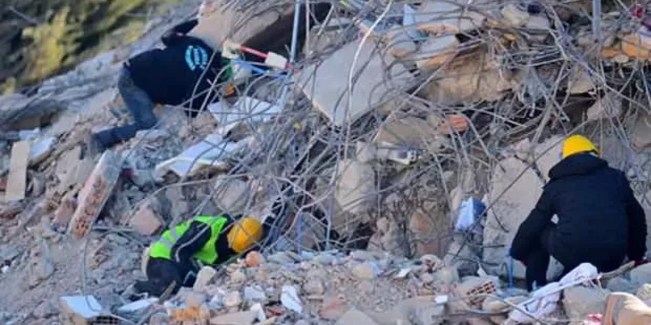 Müteahhitlere operasyonlar devam ediyor