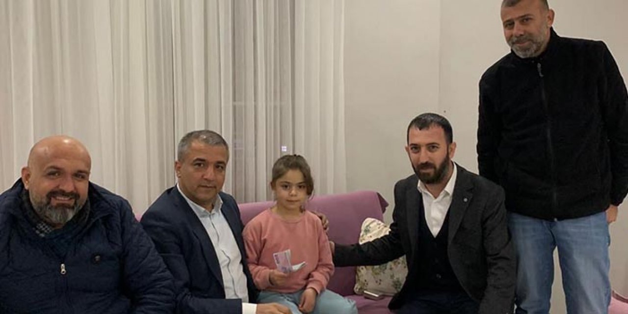 Engelli maaşını depremzede çocuklara bağışladı