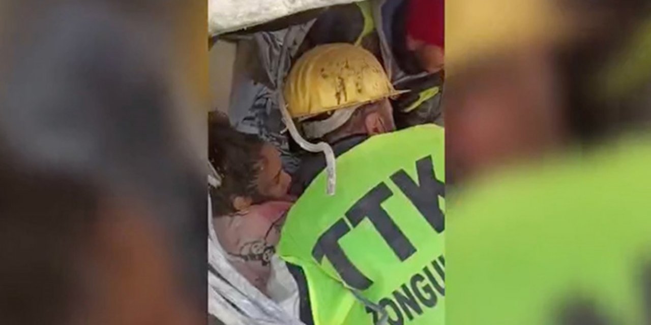 201 saatin ardından Hatay’da 26 yaşındaki kadın enkazdan kurtarıldı