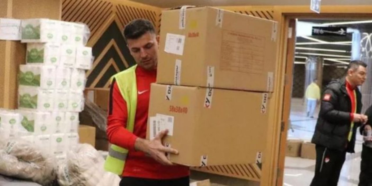 Hakem Ümit Öztürk depremzedeler için çalışıyor