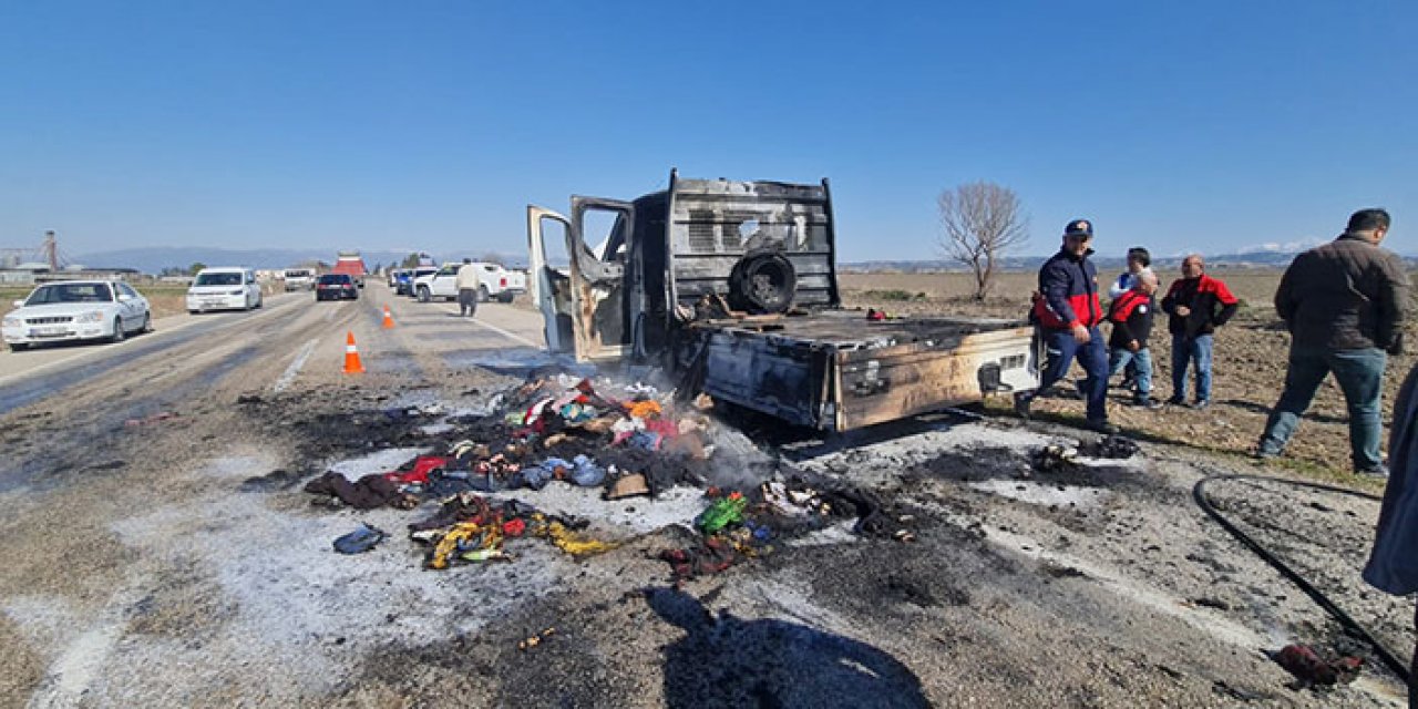 Yardım götüren kamyon yolda alev aldı