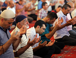 BAŞKENT'TE CAMİLERE RAMAZAN AKINI