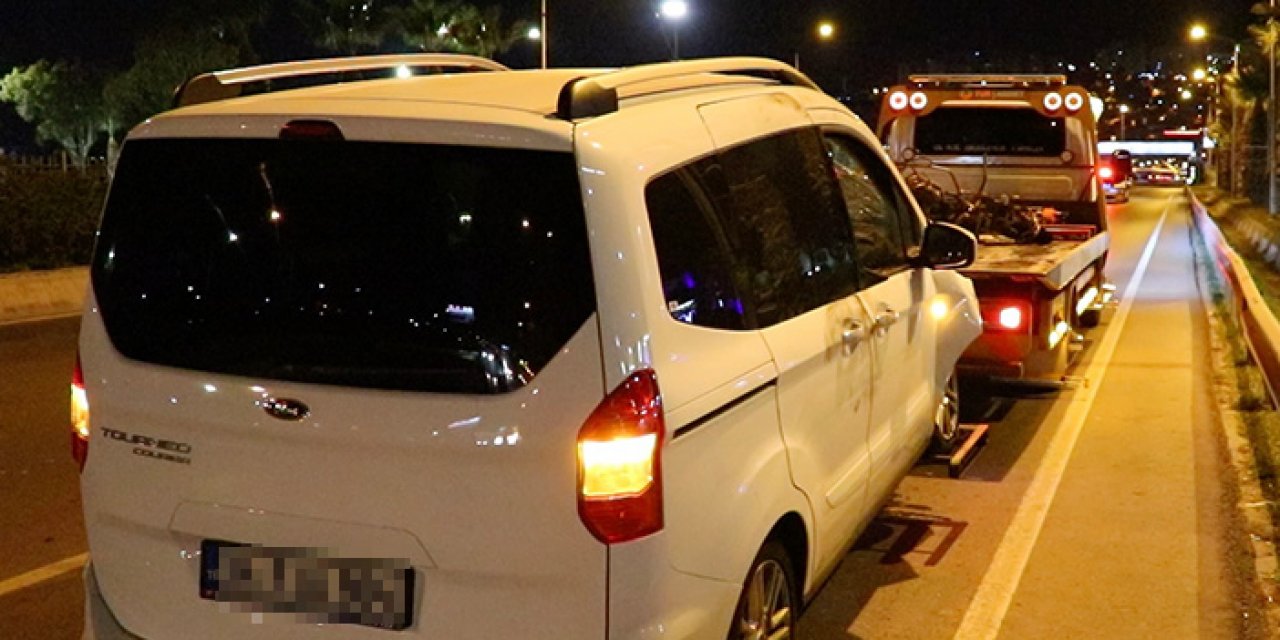 Otomobille çarpışan motosiklet sürücüsü hayatını kaybetti