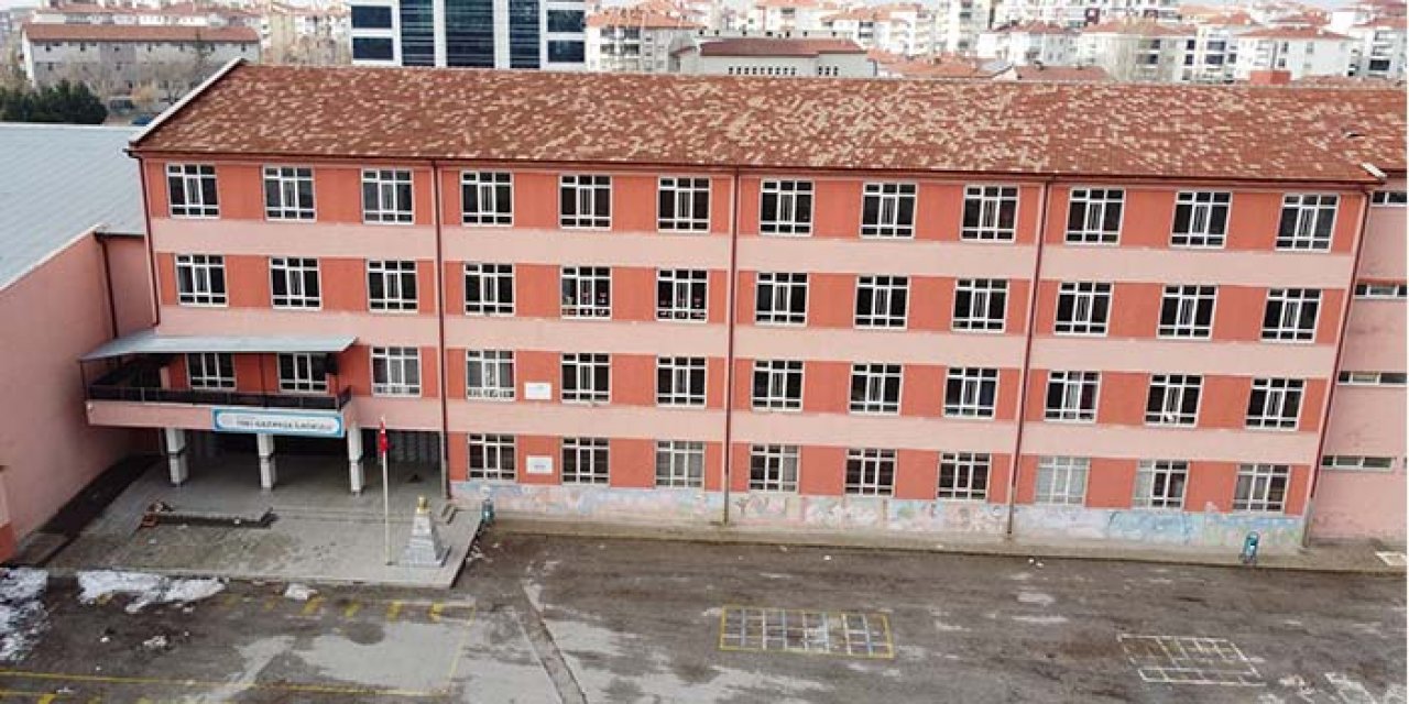 Aksaray’da 3 okul tahliye edildi