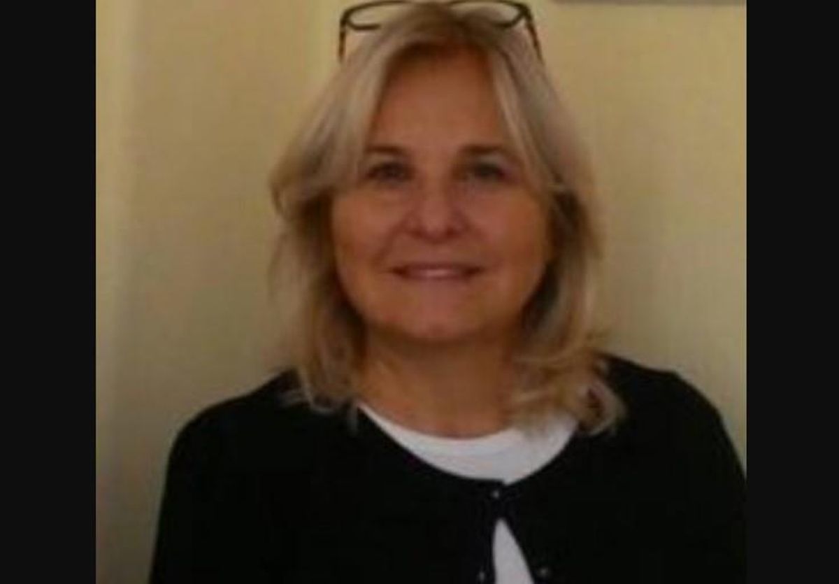 Füsun  Nebil kimdir?  Füsun  Nebil  nereli ve kaç yaşındadır?
