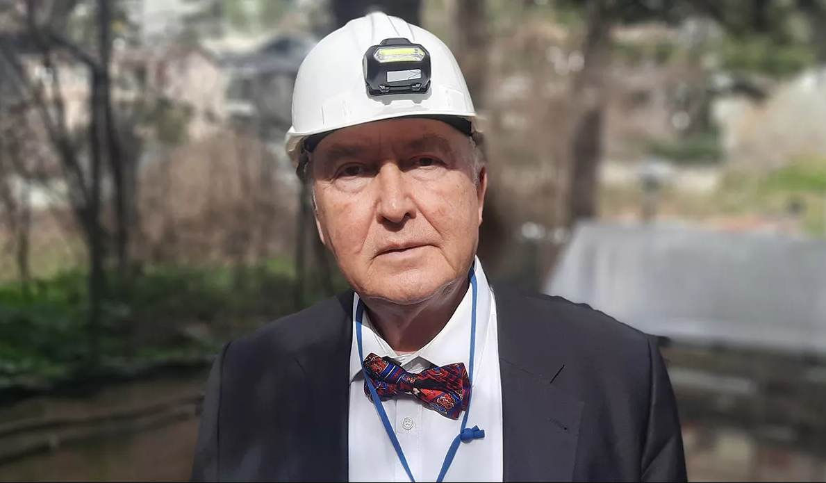 Prof. Dr. Övgün Ahmet Ercan neden gözaltına alındı? Övgün Ahmet Ercan kimdir? Övgün Ahmet Ercan nereli ve kaç yaşında