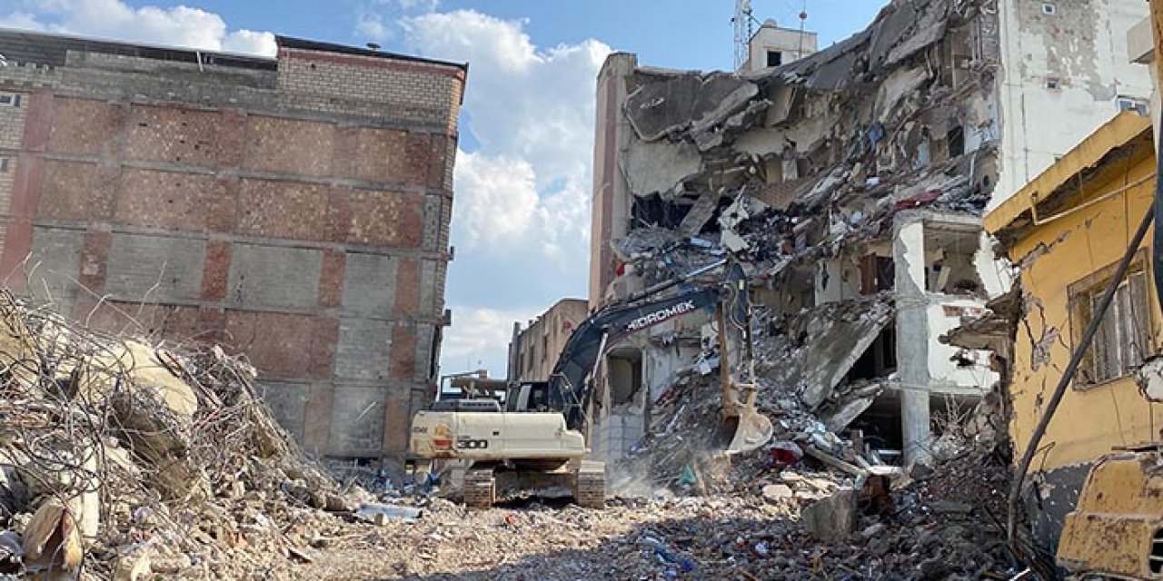 Osmaniye’de deprem bilançosu: 140 bina yıkıldı