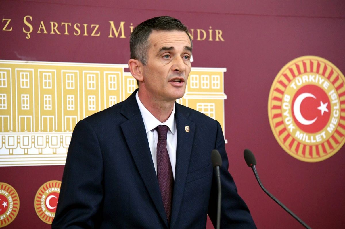 Ümit Dikbayır kimdir? Ümit Dikbayır nereli ve kaç yaşında?