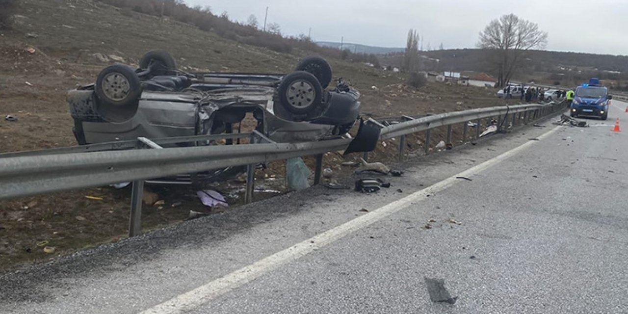 Yozgat’ta korkunç kaza: Anne baba öldü 2 çocuk yaralandı