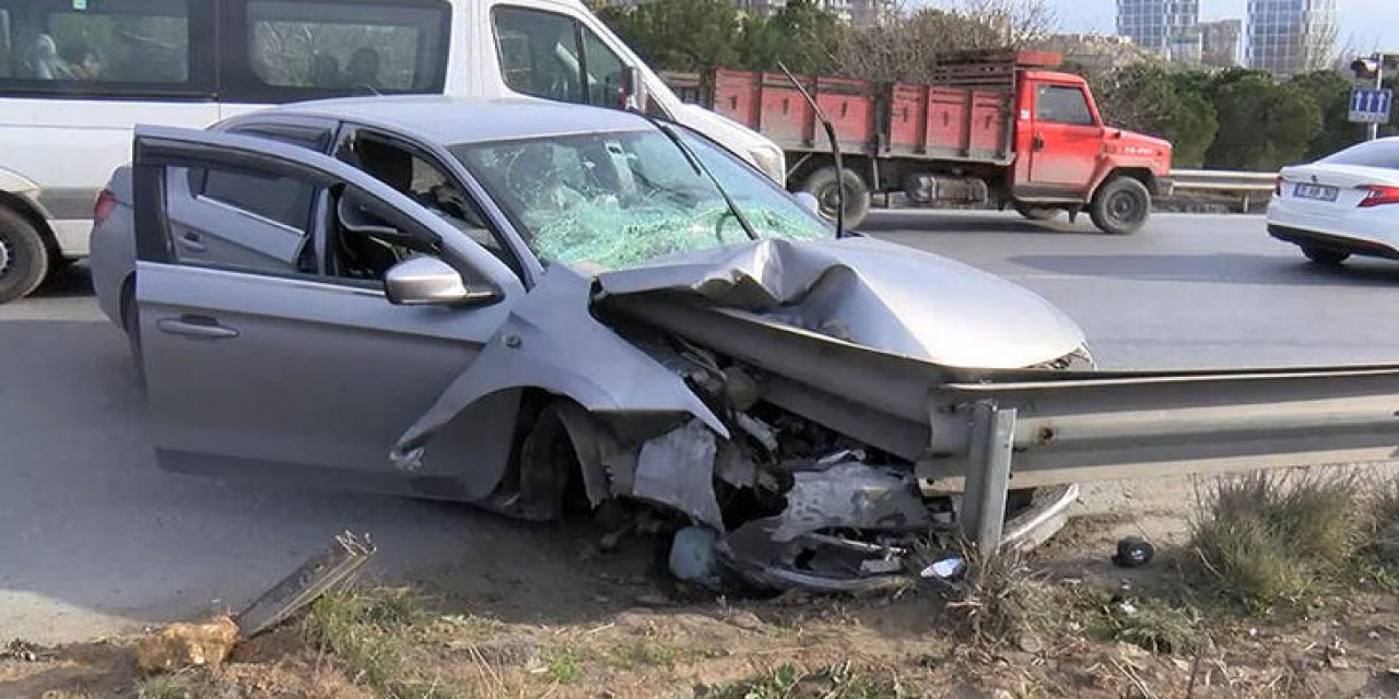 Bariyer otomobile ok gibi saplandı