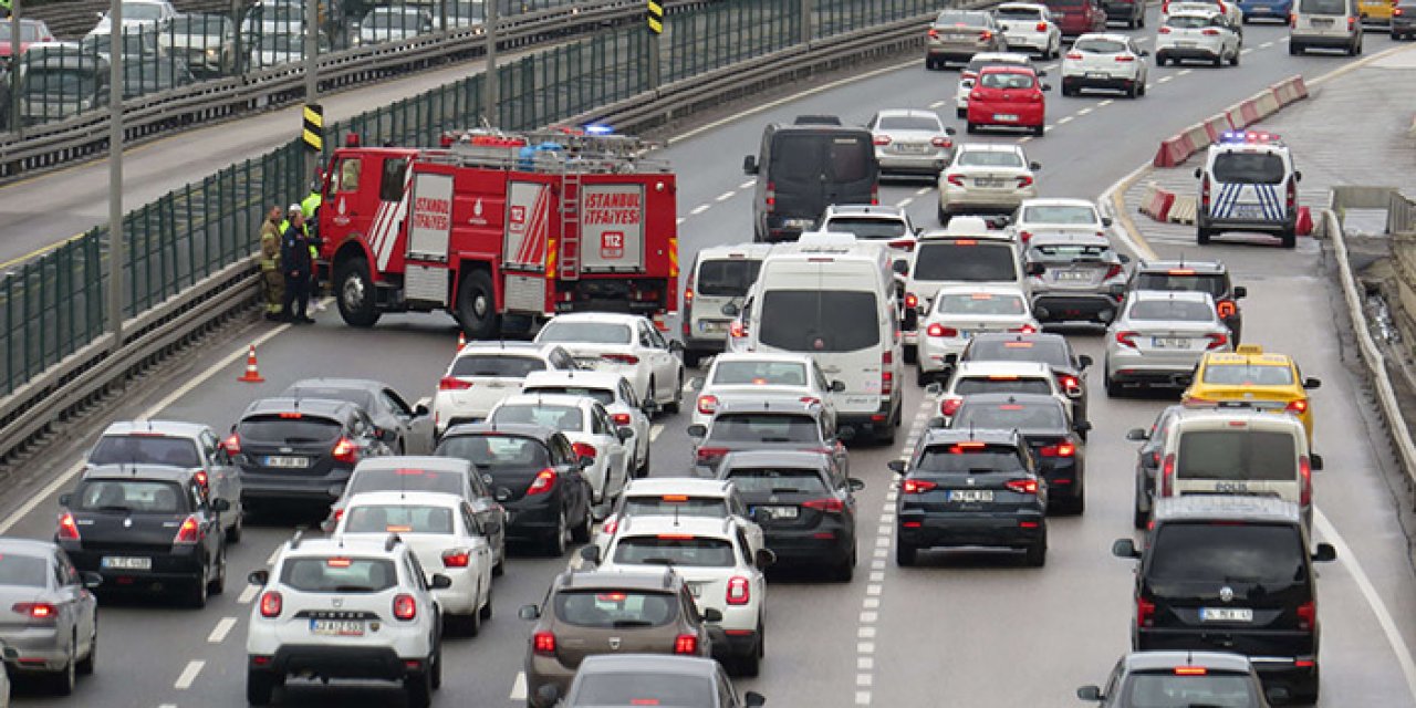 İstanbul’da yağmur kazaya yol açtı