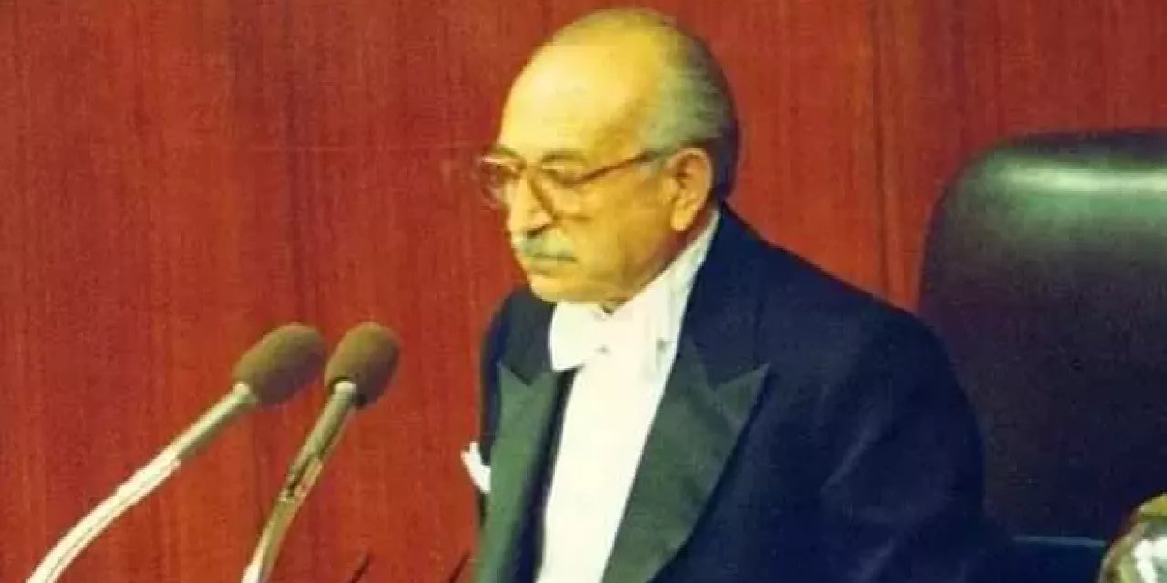 Eski bakan Vefa Tanır hayatını kaybetti