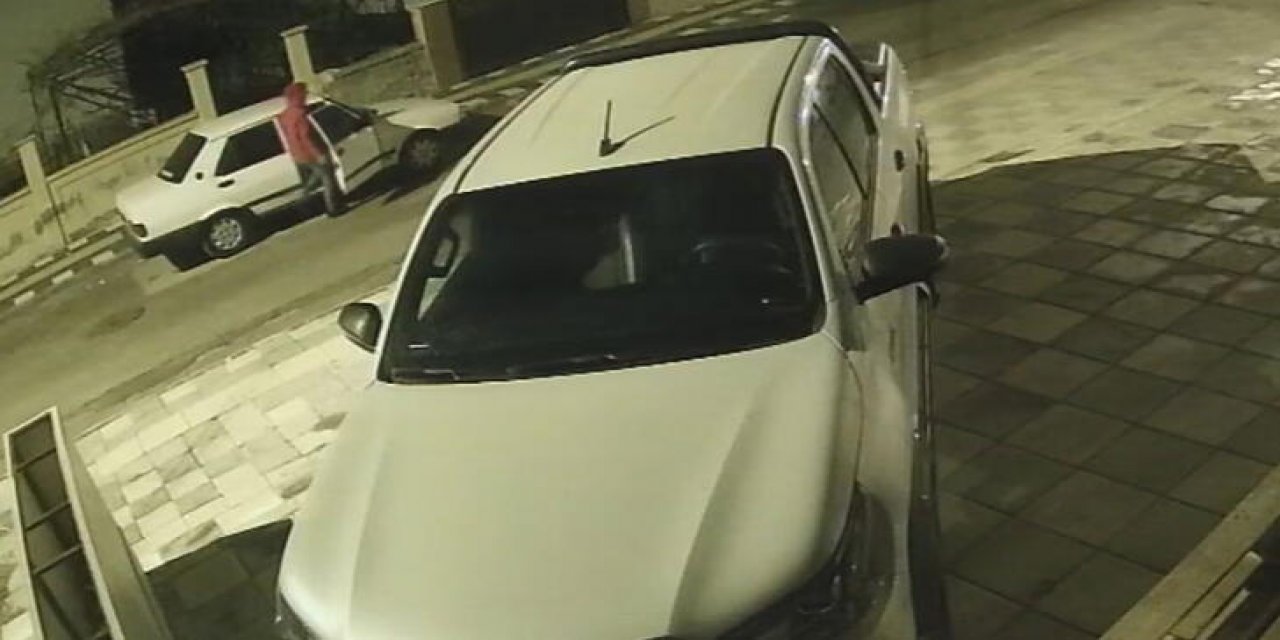 Aynı gece aynı marka 2 otomobil çalındı