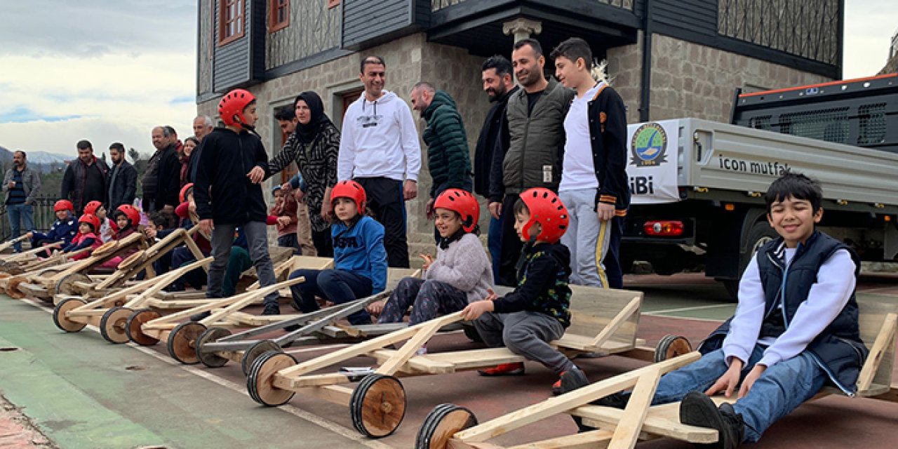 Depremzede çocuklara ‘Formulaz’ morali
