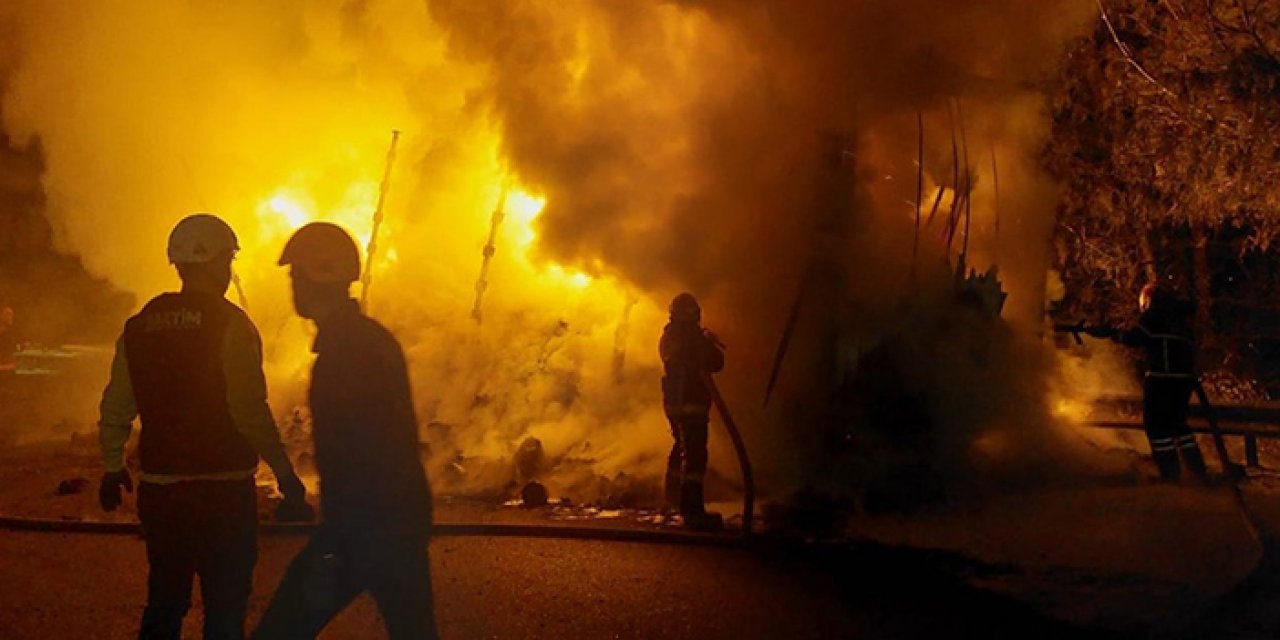 İplik yüklü dorse alev alev yandı