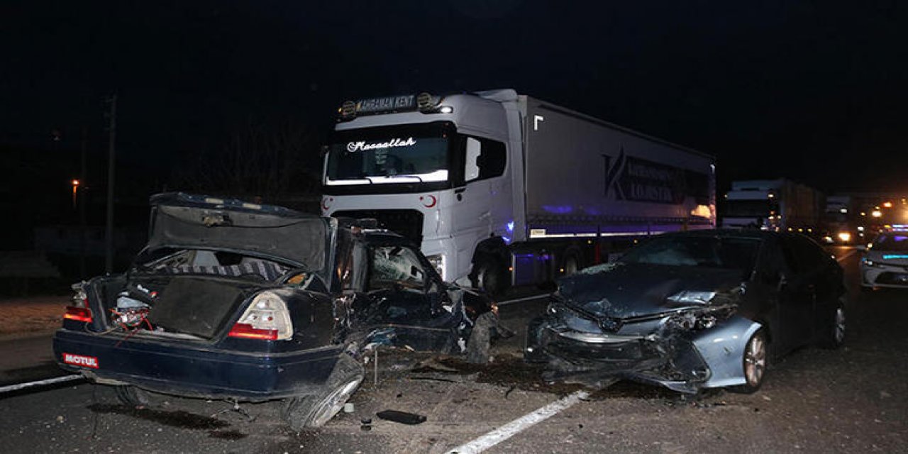 Nevşehir'de zincirleme kaza 2 ölü, 2 yaralı