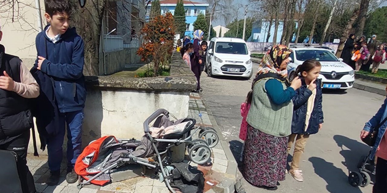 Kaldırımda yürürken otomobil çarptı: 3 yaralı