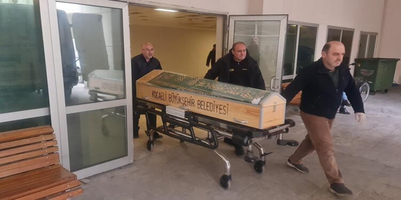 Polis kontrolünde 'Çocuklarımı cennete gönderdim' dedi, evde 2 çocuğu ölü bulundu