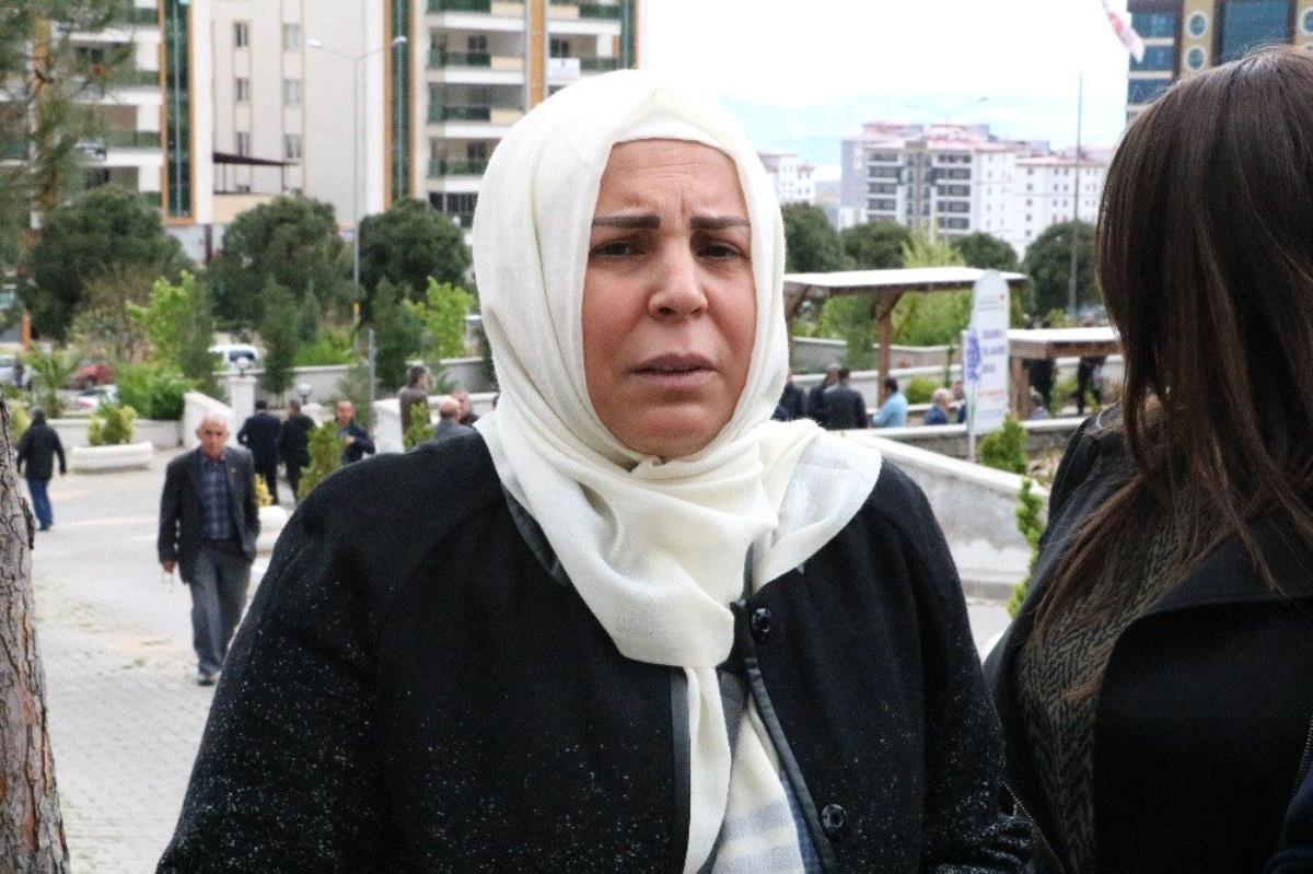 Gülefer Yazıcıoğlu kimdir? Gülefer Yazıcıoğlu nereli ve kaç yaşındadır?