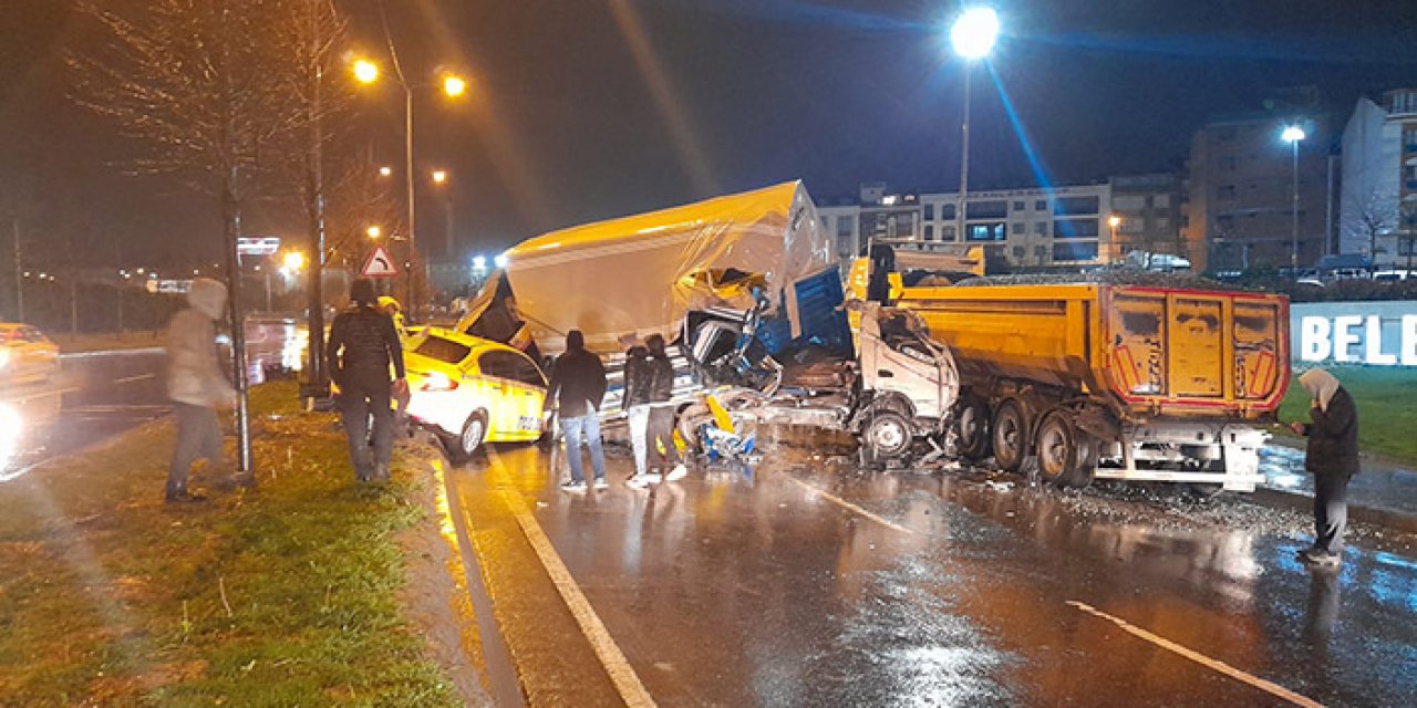 İstanbul’da zincirleme kaza: 3 yaralı