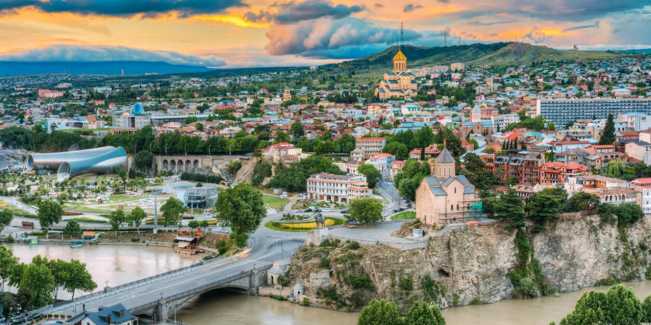Gürcistan pasaport istiyor mu? Gürcistan vize istiyor mu?