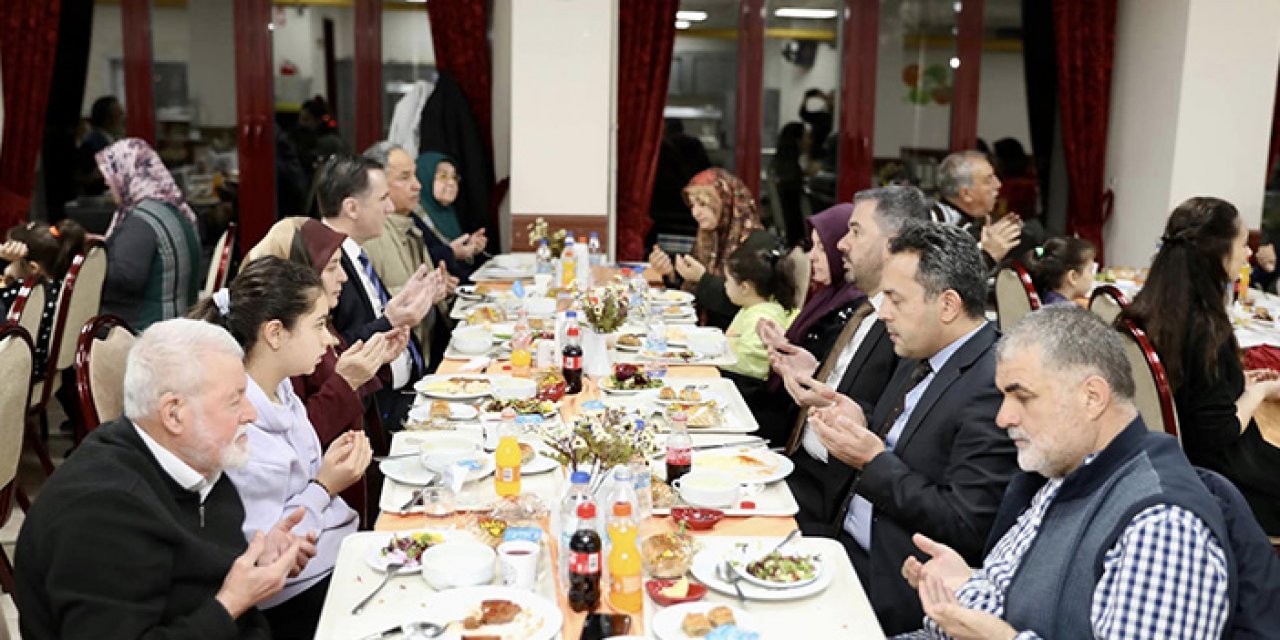 Pursaklar Belediyesi’nin iftar buluşmaları sürüyor