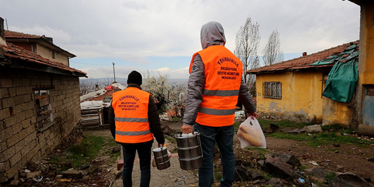 Yenimahalle Belediyesi’nden bin aileye yemek