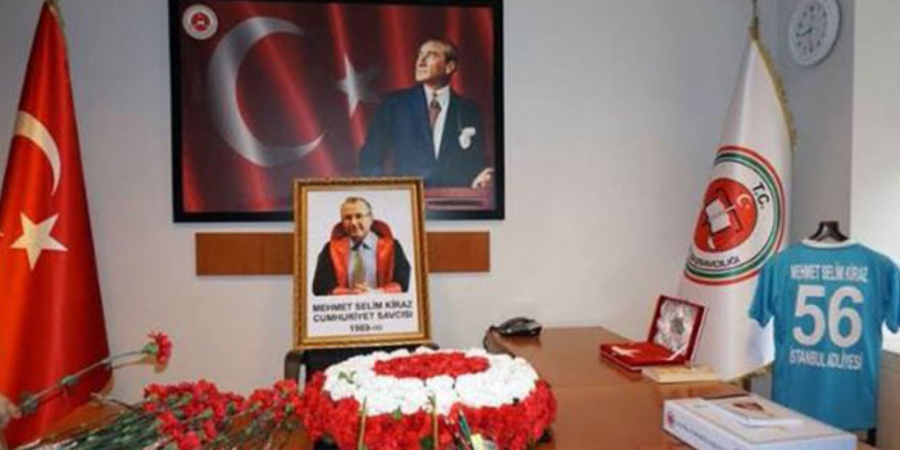 Bakan Bozdağ Şehit Selim Kiraz’ı andı