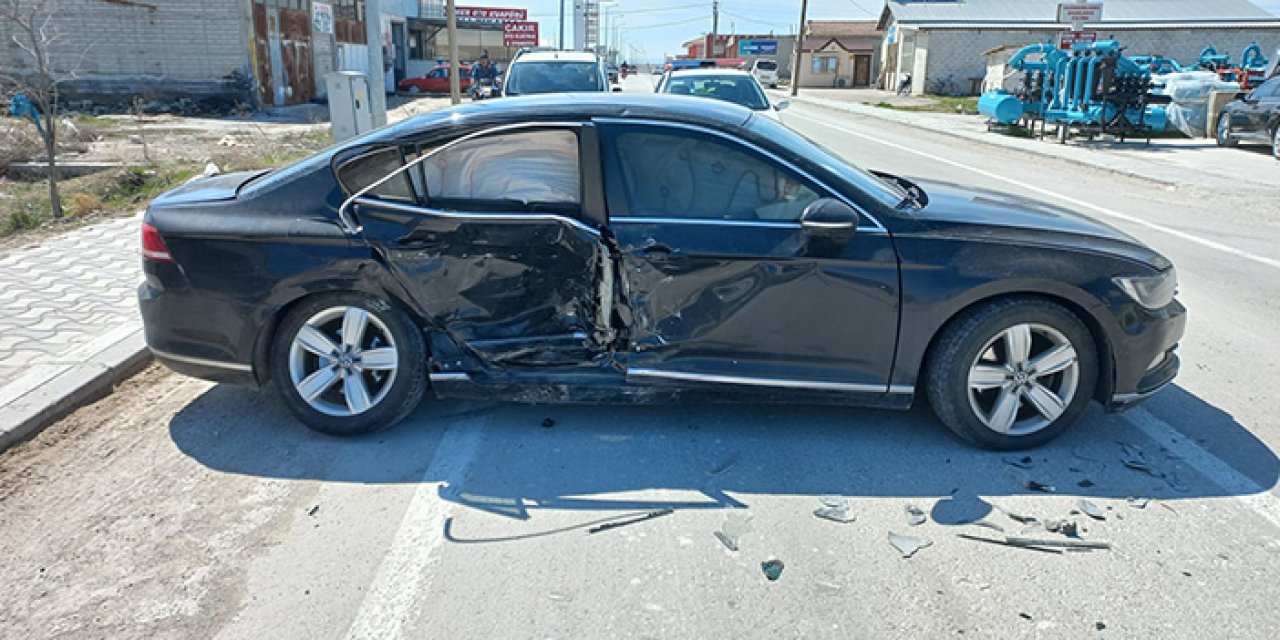 Aksaray’da araçlar birbirine girdi: 3 yaralı