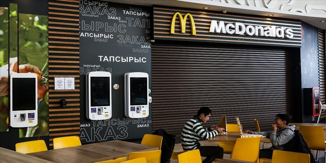 McDonald's da işten çıkaranlar furyasına katılıyor