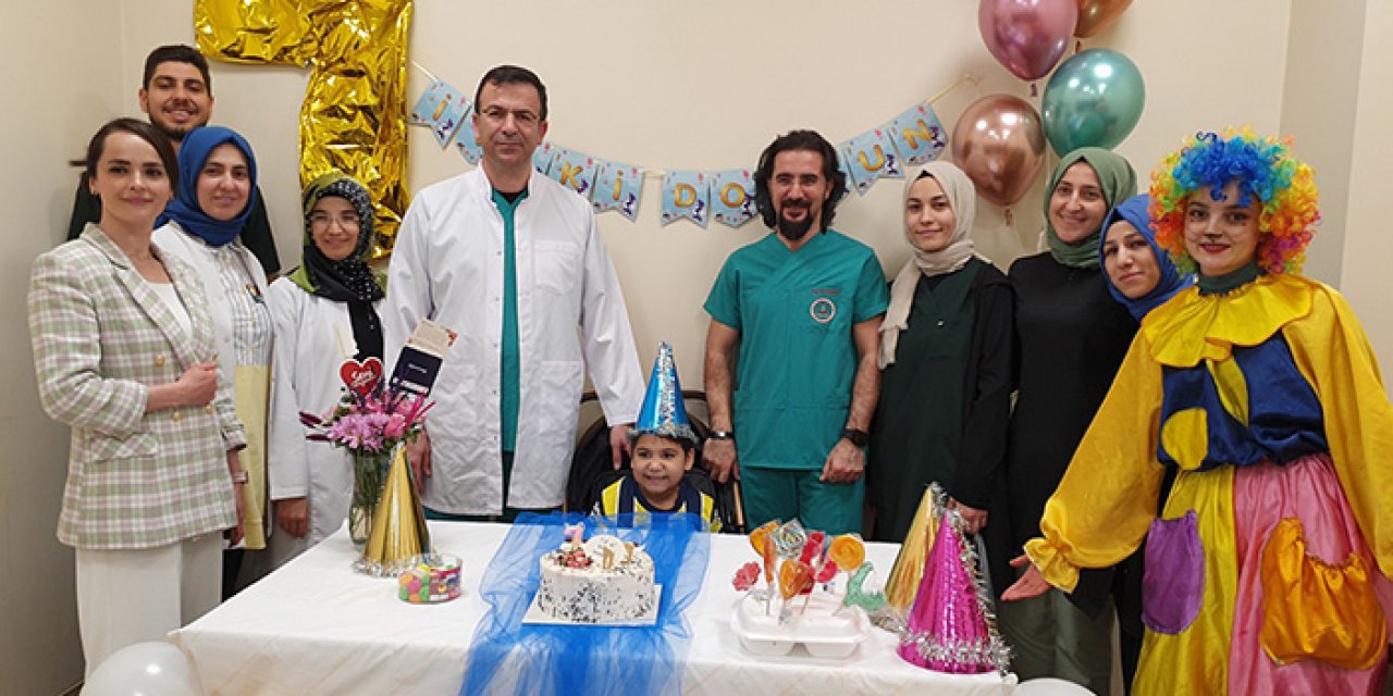 Depremzede çocuğa doğum günü sürprizi