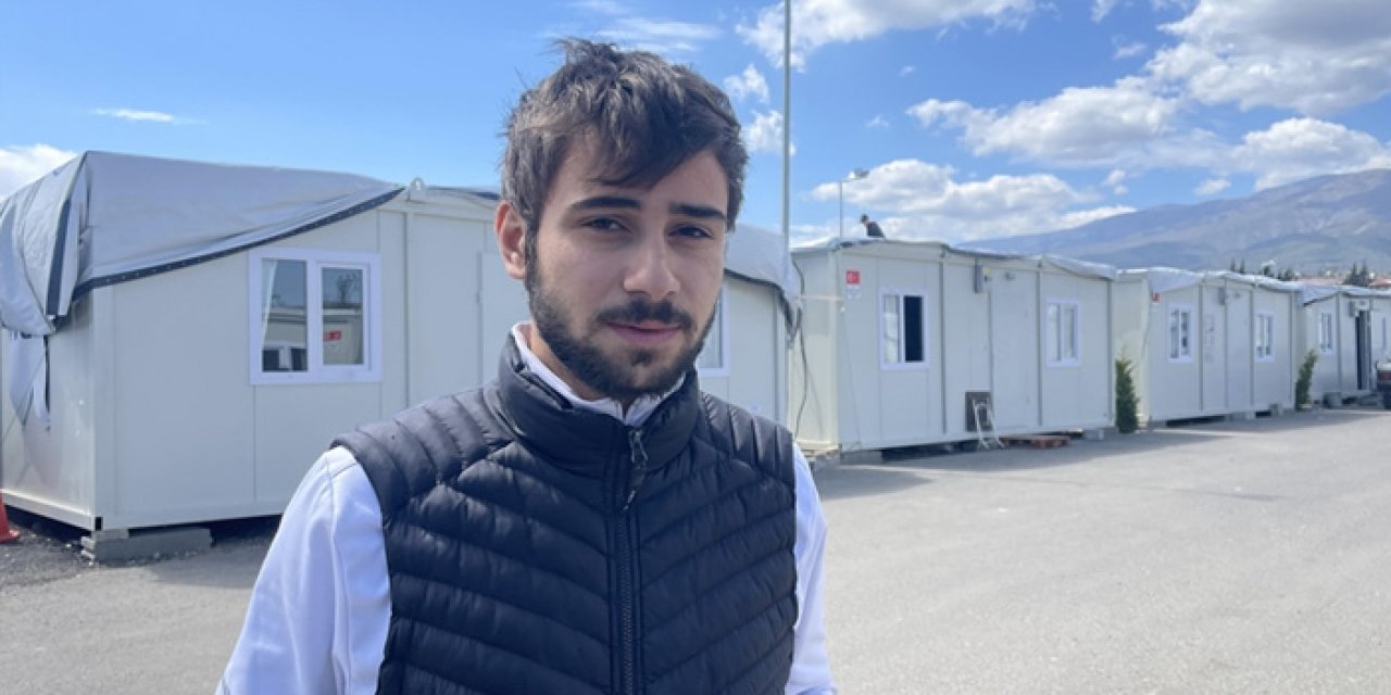 Depreme görüntülü konuşurken yakalandı