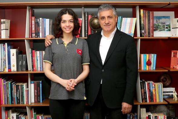 Diyarbakirli Karen kimdir? Diyarbakirli Karen nereli ve kaç yaşında?
