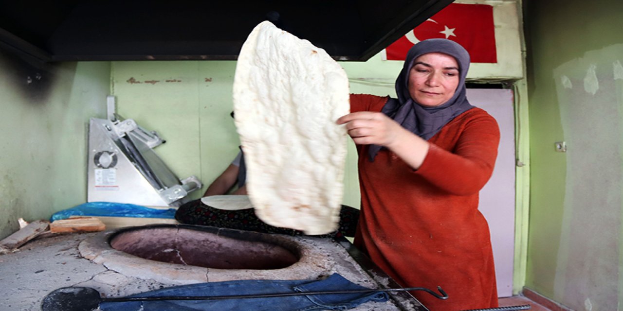 Tandır başında zorlu ramazan mesaisi