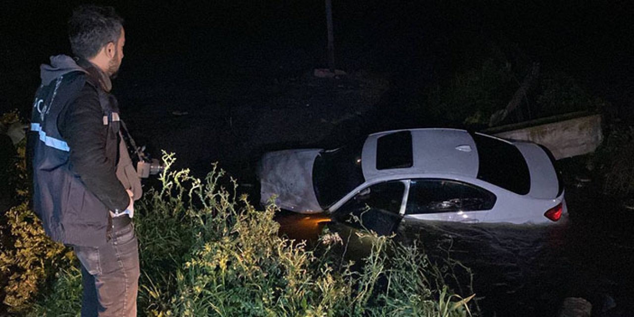 Adana’da otomobil sulama kanalına uçtu: 1 ölü 1 yaralı