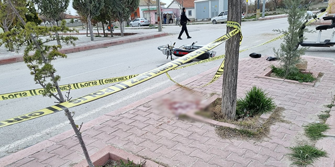 Otomobille çarpışan motosiklet sürücüsü yaşamını yitirdi